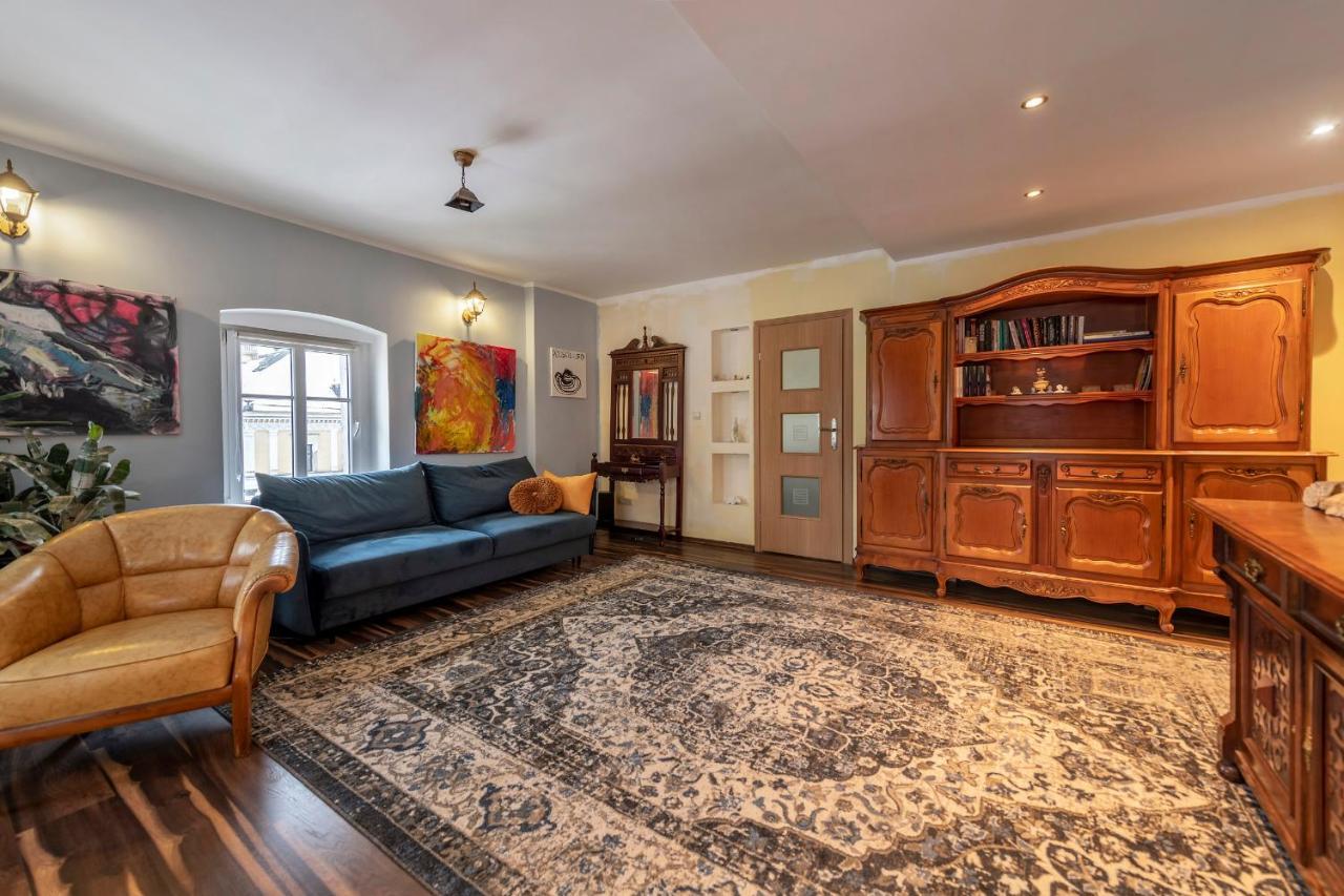 Apartament Artystyczny W Rynku. Lądek-Zdrój Exteriör bild