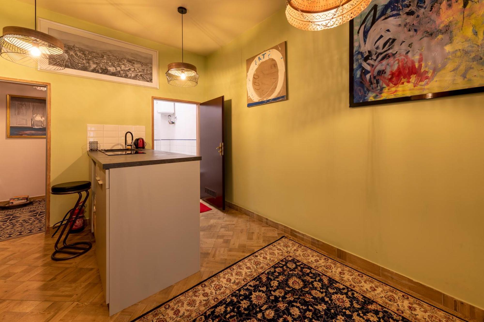 Apartament Artystyczny W Rynku. Lądek-Zdrój Exteriör bild